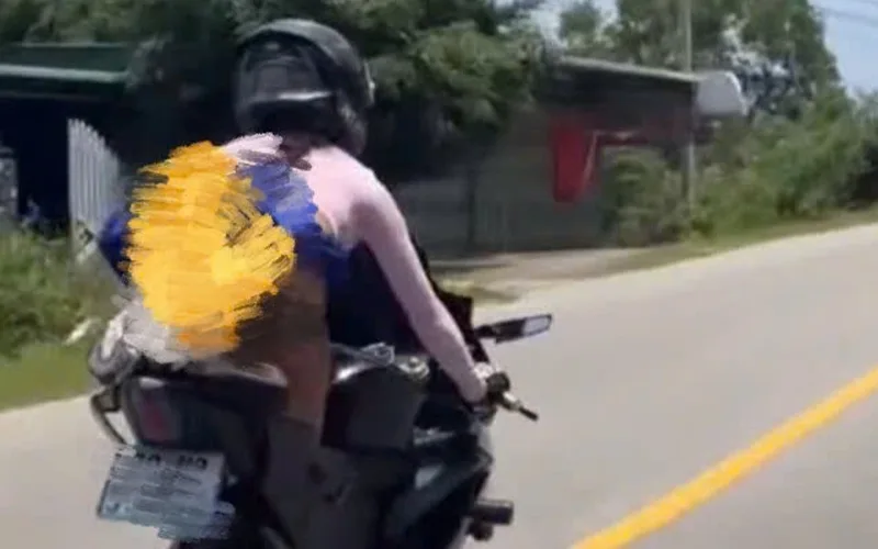 Hành vi phản cảm