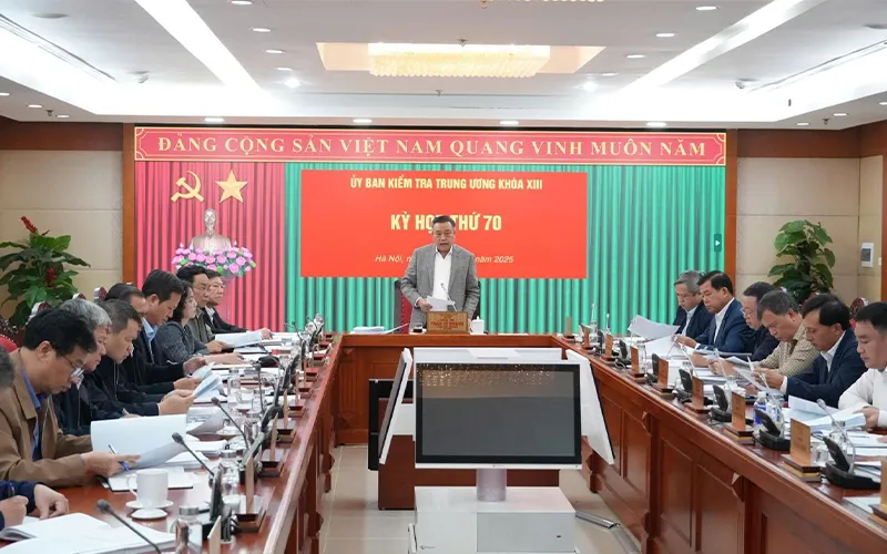 Họp kỷ luật hai thứ trưởng Bộ Lao Động