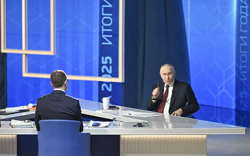 Phản ứng từ Nga