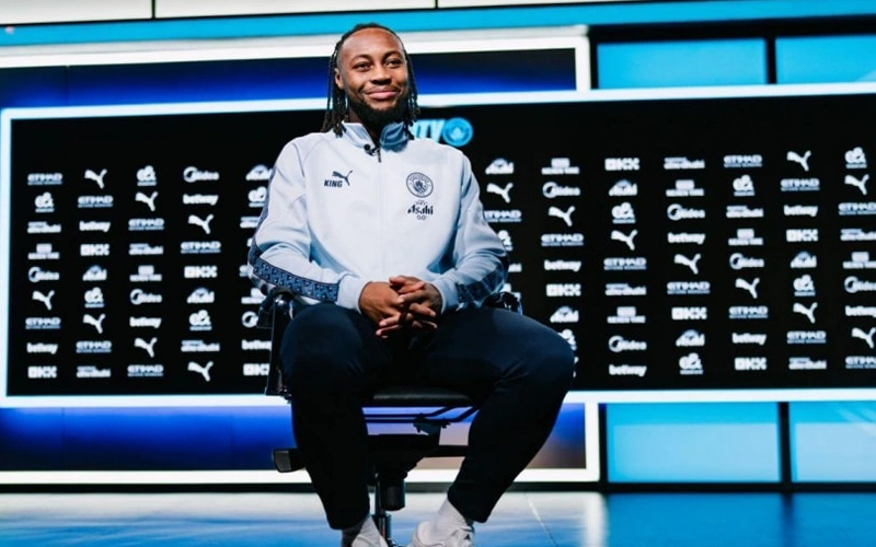 Cuộc cạnh tranh khốc liệt Man City