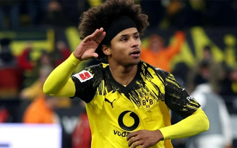 Karim Adeyemi bức phá