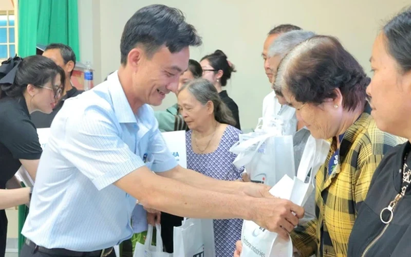 món quà Tết ý nghĩa