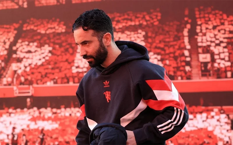 Xu thế Bất Đồng và Áp Lực Trên Vai Amorim