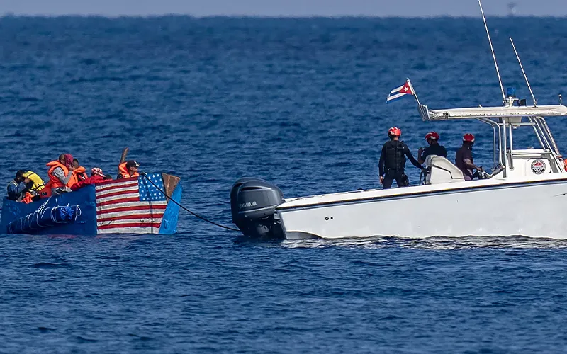 Tình Hình Xung Đột trên Biển