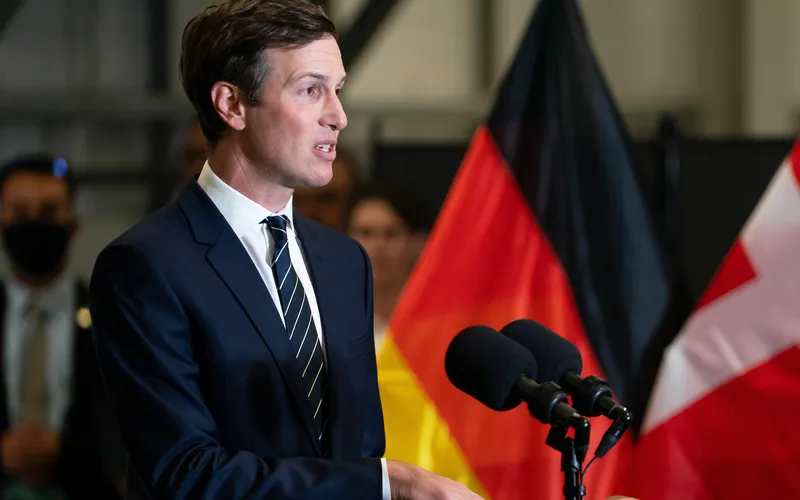 Vai Trò Trung Gian Trong Các Thỏa Thuận Ngoại Giao