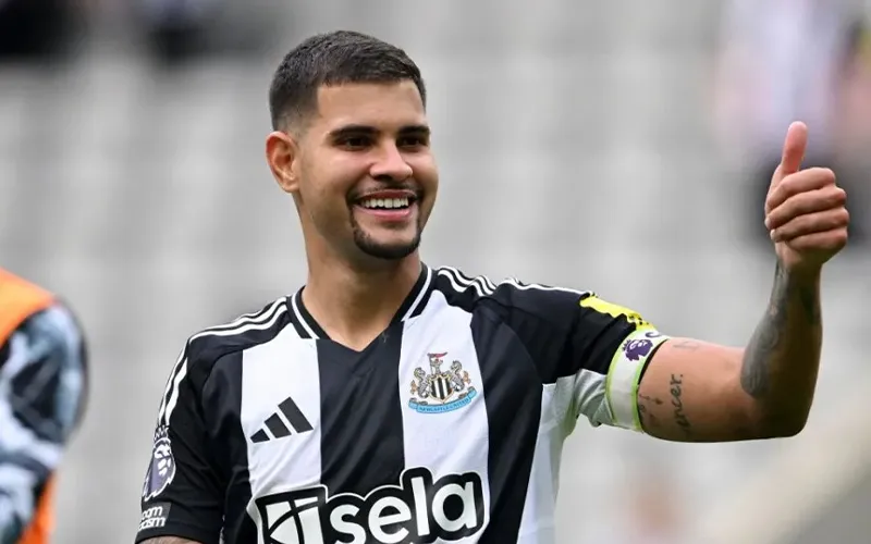 Bruno Guimaraes được Casemiro tiến cử