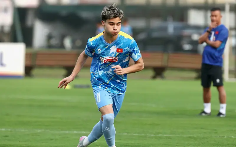 Tương lai ở V-League chưa phải là ưu tiên