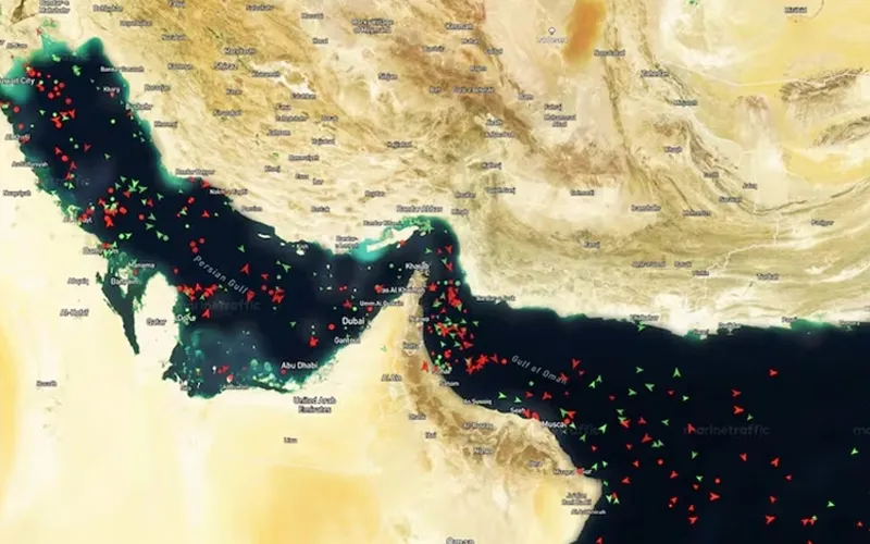 Eo Biển Hormuz Vẫn Mở Nhưng Có Giới Hạn