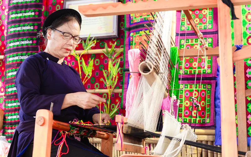 Hiện đại hóa sản phẩm thổ cẩm